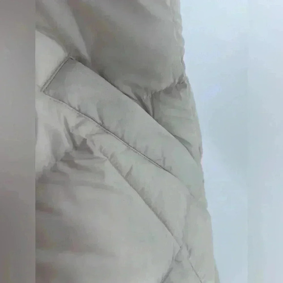 NWT Nike M Sportswear Swoosh Puffer Primaloft Therma Fit Jacket FB7670 104 White - Picture 11 of 16